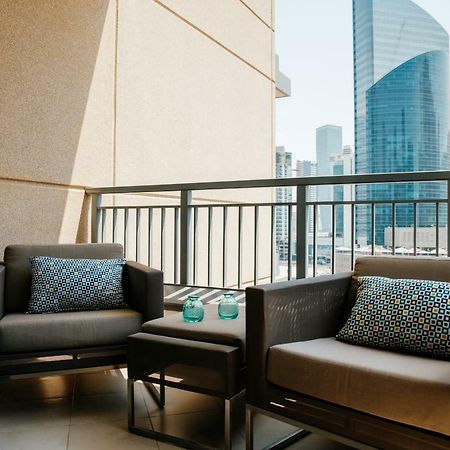 Fantastay - Downtown Dubai Esterno foto