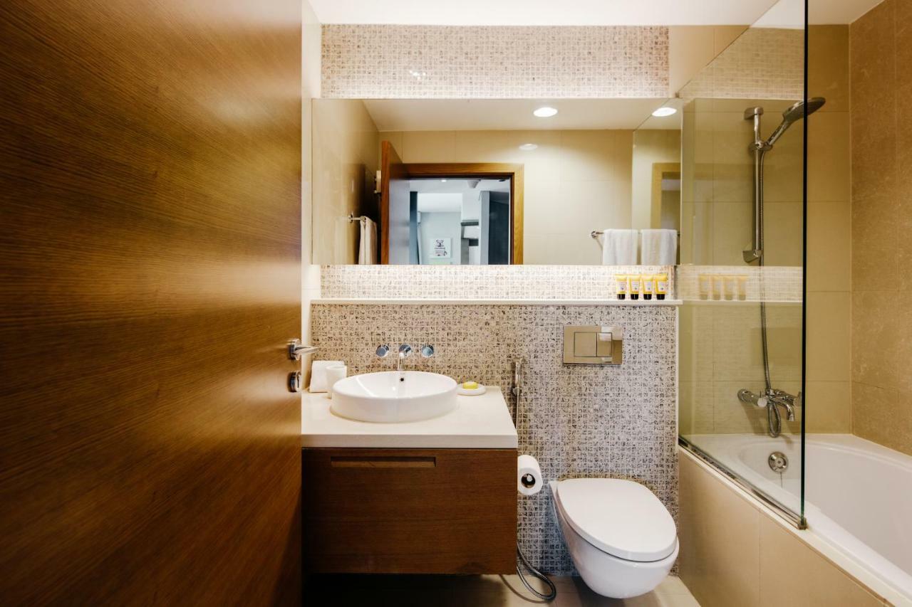 Fantastay - Downtown Dubai Esterno foto