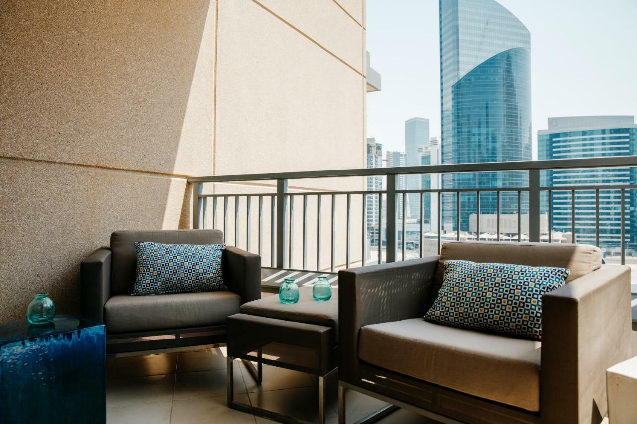 Fantastay - Downtown Dubai Esterno foto